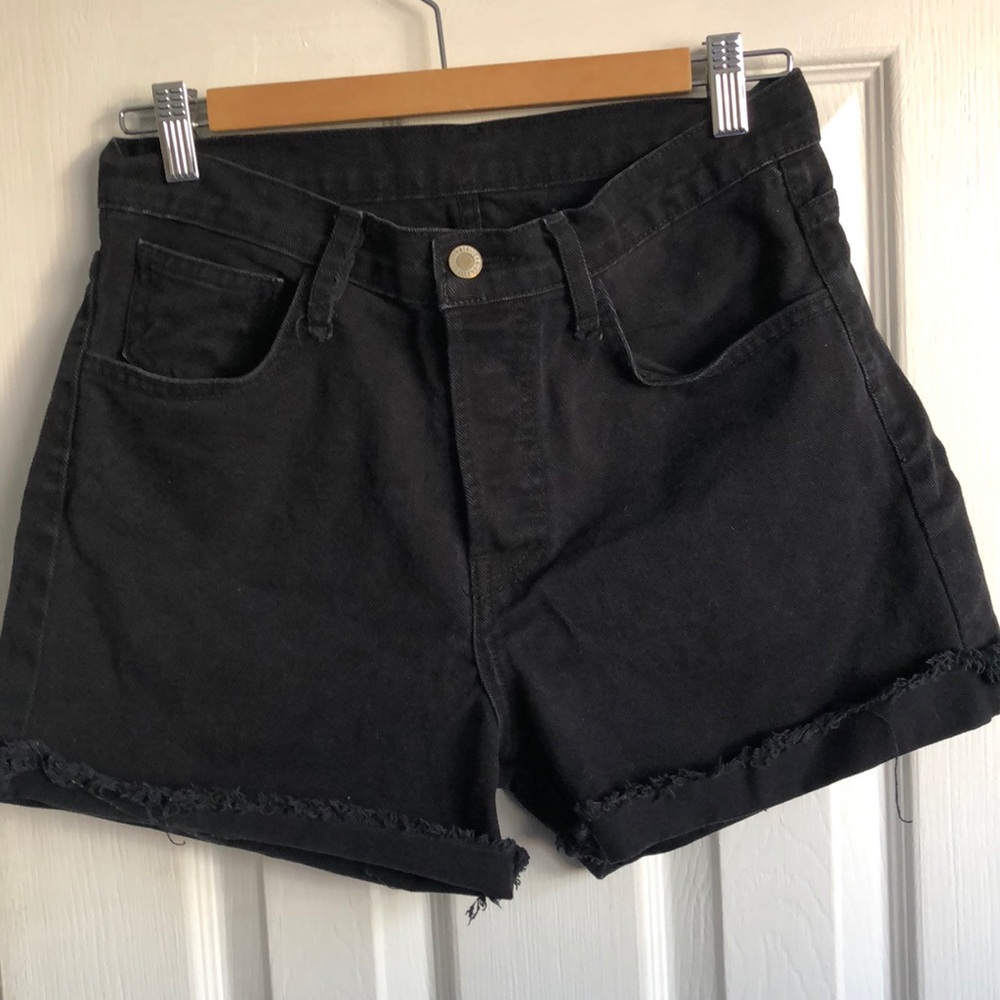 Brandy Melville black shorts size 28